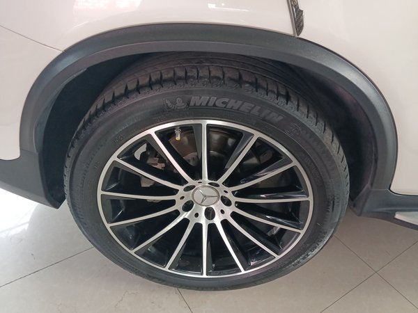 Mercedes-Benz GLC Coupe AMG 2017, 106800 км, за 28946 USD - фото 10