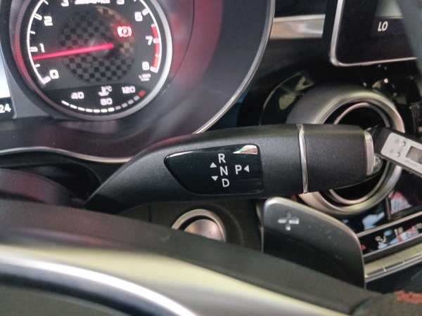 Mercedes-Benz GLC Coupe AMG 2017, 106800 км, за 28946 USD - фото 16