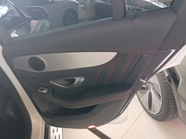 Mercedes-Benz GLC Coupe AMG 2017, 106800 км, за 28946 USD - фото 25