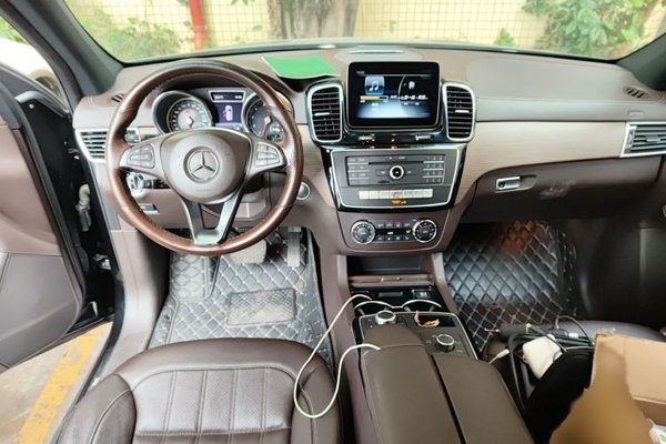 Mercedes-Benz GLE 2018, 158100 км, за 24862 USD - фото 8