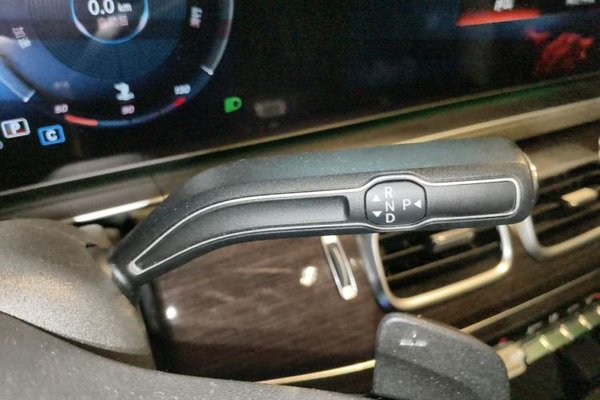 Mercedes-Benz GLE 2020, 81800 км, за 49797 USD - фото 13