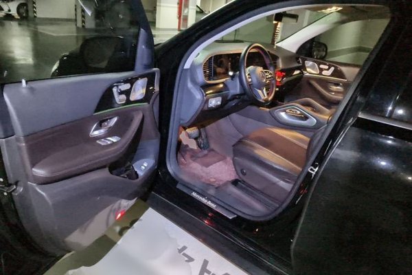 Mercedes-Benz GLE 2020, 81800 км, за 49797 USD - фото 19