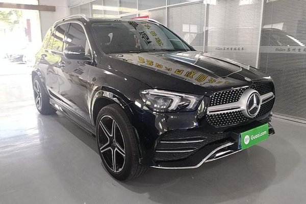 Mercedes-Benz GLE 2023, 93600 км, за 58192 USD