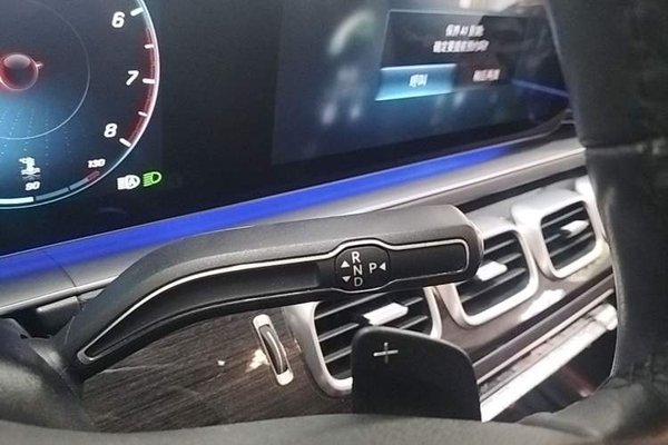 Mercedes-Benz GLE 2023, 93600 км, за 58192 USD - фото 17