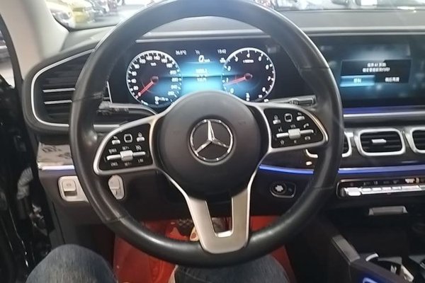 Mercedes-Benz GLE 2023, 93600 км, за 58192 USD - фото 14