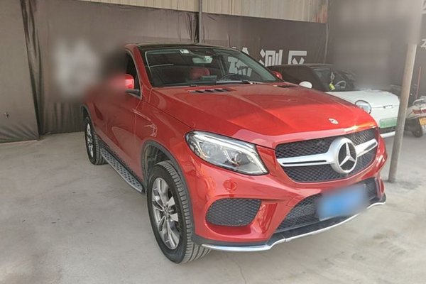 Mercedes-Benz GLE Coupe 2018, 92899 км, за 29512 USD