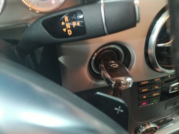 Mercedes-Benz GLK-Class 2015, 104600 км, за 10963 USD - фото 12