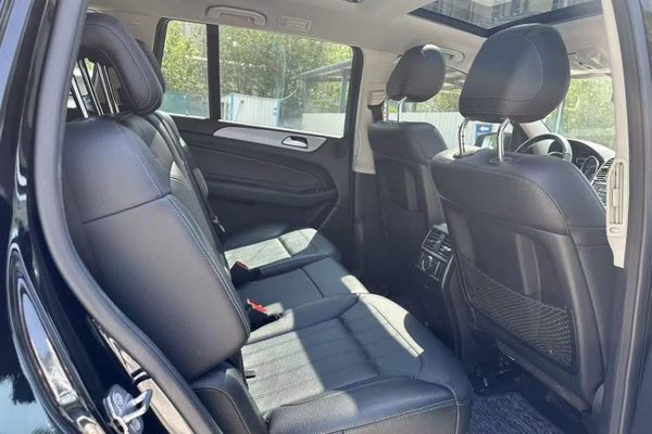 Mercedes-Benz GLS 2018, 129700 км, за 38971 USD - фото 11