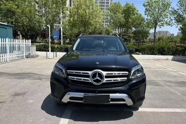 Mercedes-Benz GLS 2018, 129700 км, за 38971 USD