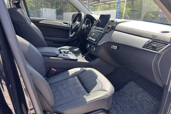 Mercedes-Benz GLS 2018, 129700 км, за 38971 USD - фото 14