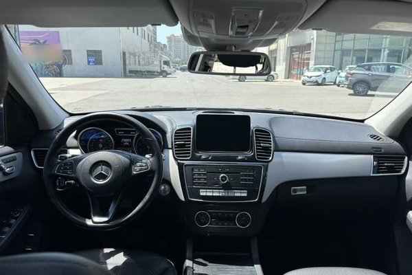 Mercedes-Benz GLS 2018, 129700 км, за 38971 USD - фото 16