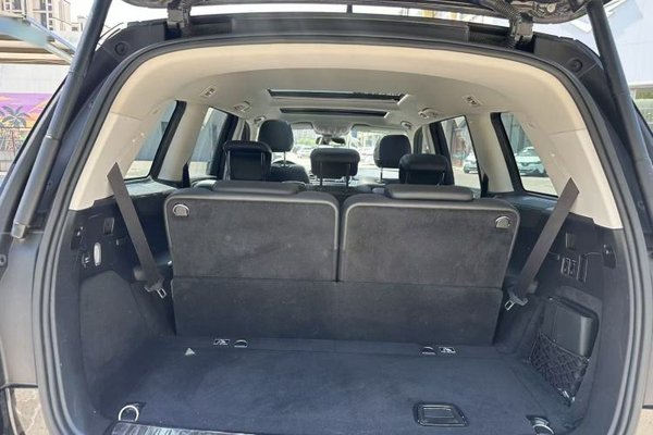 Mercedes-Benz GLS 2018, 129700 км, за 38971 USD - фото 15