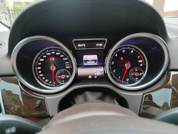 Mercedes-Benz GLS 2018, 162900 км, за 41304 USD - фото 12