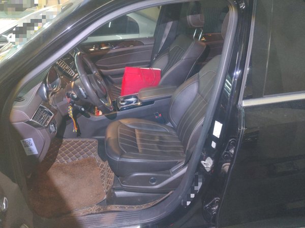 Mercedes-Benz GLS 2018, 49600 км, за 52144 USD - фото 16