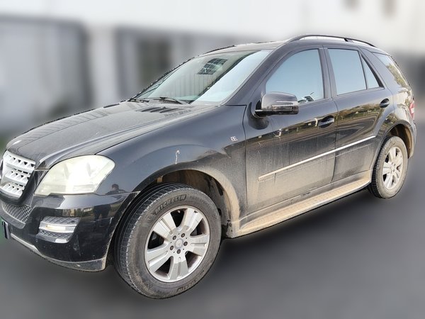 Mercedes-Benz M-Class 2010 ML 300 4MATIC
