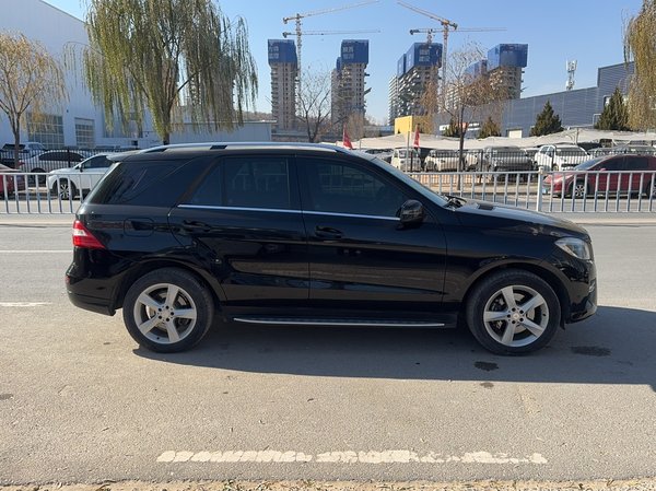 Mercedes-Benz M-Class 2014 ML 320 4MATIC, 2014 года