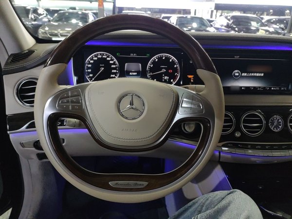 Mercedes-Benz Maybach S-Class 2015, 82600 км, за 67588 USD - фото 14