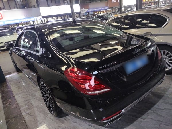 Mercedes-Benz Maybach S-Class 2015, 82600 км, за 67588 USD