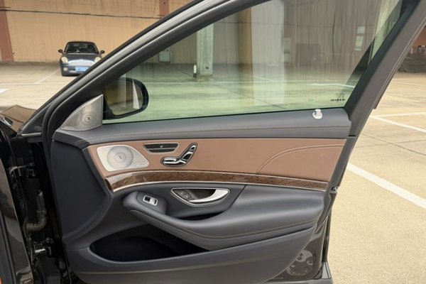 Mercedes-Benz S-Class 2017, 109800 км, за 37406 USD - фото 40