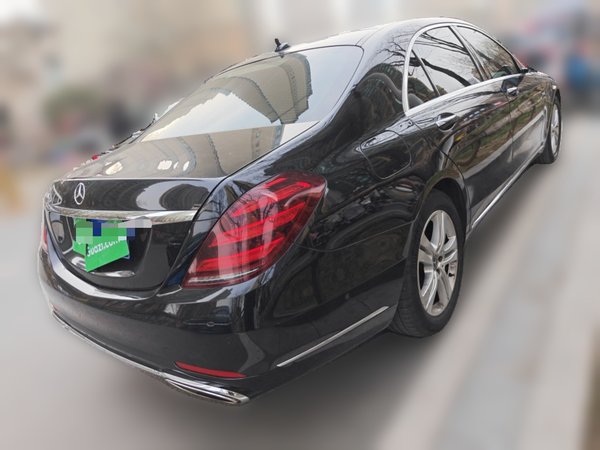 Mercedes-Benz S-Class · 2018 год