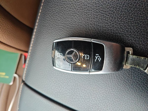 Mercedes-Benz S-Class 2019, 134200 км, за 58805 USD - фото 9