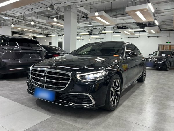 Mercedes-Benz S-Class · 2023 год