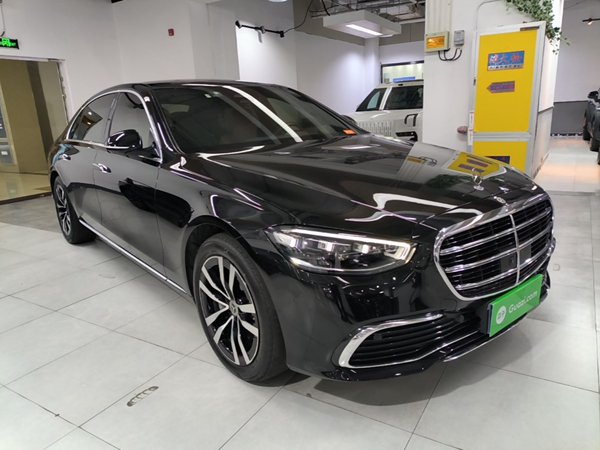 Mercedes-Benz S-Class 2023, 37900 км, за 96471 USD
