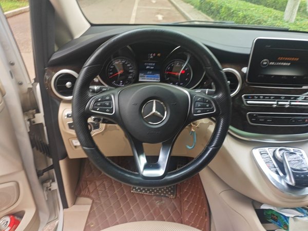 Mercedes-Benz V-Class 2016, 98600 км, за 21180 USD - фото 16
