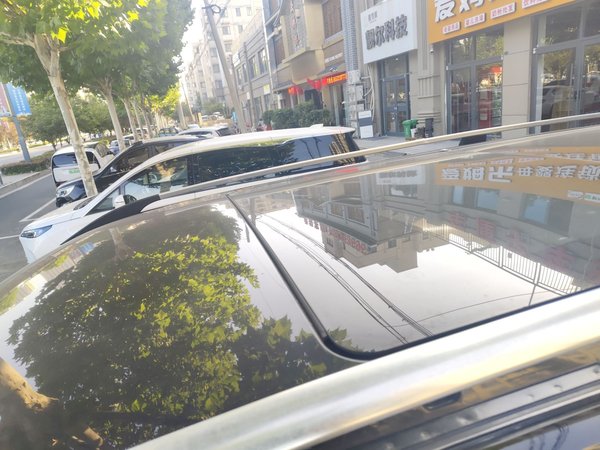 Mercedes-Benz V-Class 2017, 162100 км, за 23980 USD - фото 11