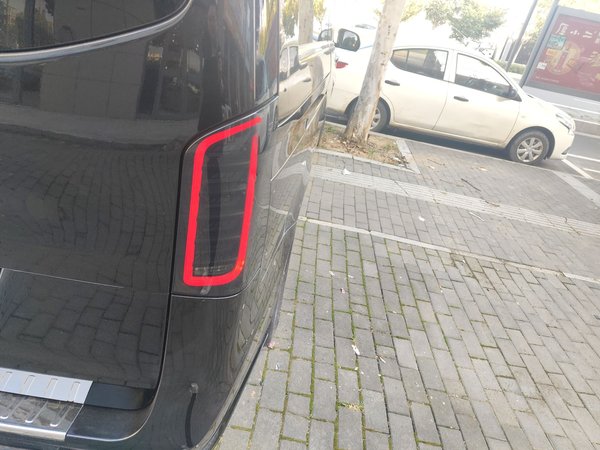 Mercedes-Benz V-Class 2017, 162100 км, за 23980 USD - фото 7