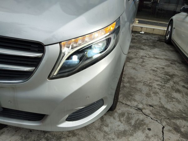 Mercedes-Benz V-Class 2017, 159000 км, за 20148 USD - фото 23