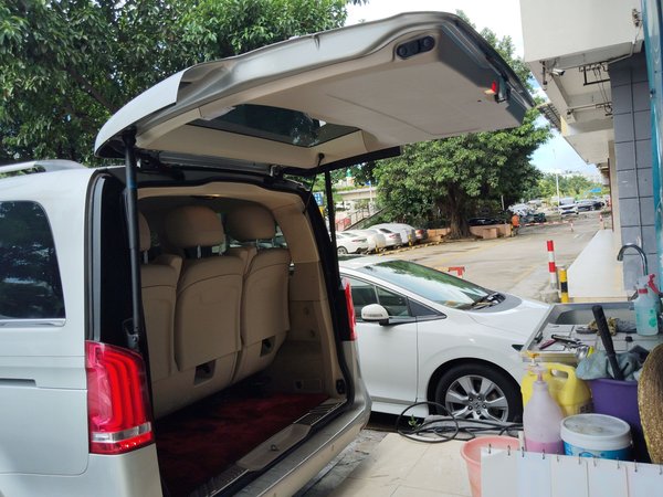 Mercedes-Benz V-Class 2017, 159000 км, за 20148 USD - фото 18