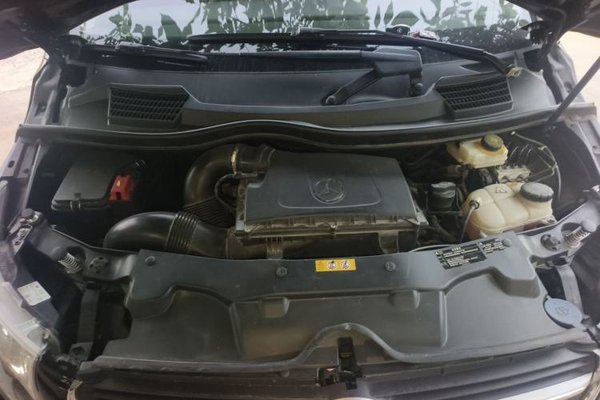 Mercedes-Benz V-Class 2018, 187000 км, за 17524 USD - фото 21