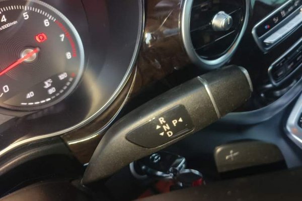 Mercedes-Benz V-Class 2018, 187000 км, за 17524 USD - фото 14