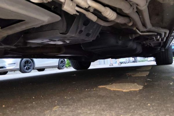 Mercedes-Benz V-Class 2018, 78800 км, за 24706 USD - фото 26