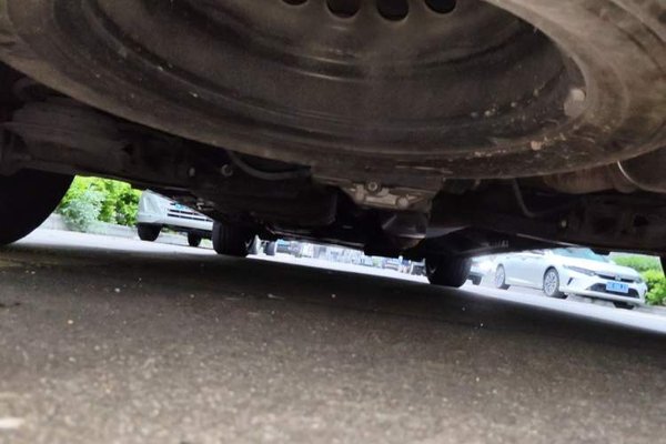 Mercedes-Benz V-Class 2018, 78800 км, за 24706 USD - фото 25