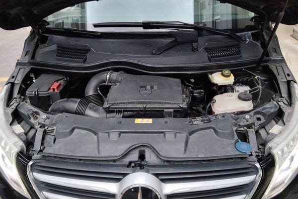 Mercedes-Benz V-Class 2018, 78800 км, за 24706 USD - фото 21