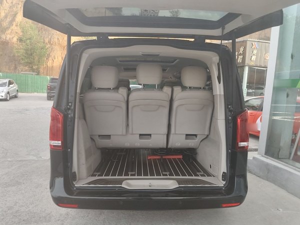 Mercedes-Benz V-Class 2018, 89800 км, за 26811 USD - фото 22