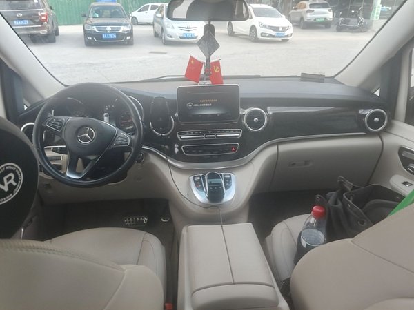 Mercedes-Benz V-Class 2018, 89800 км, за 26811 USD - фото 13