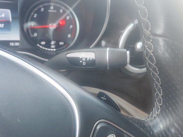 Mercedes-Benz V-Class 2018, 89800 км, за 26811 USD - фото 17