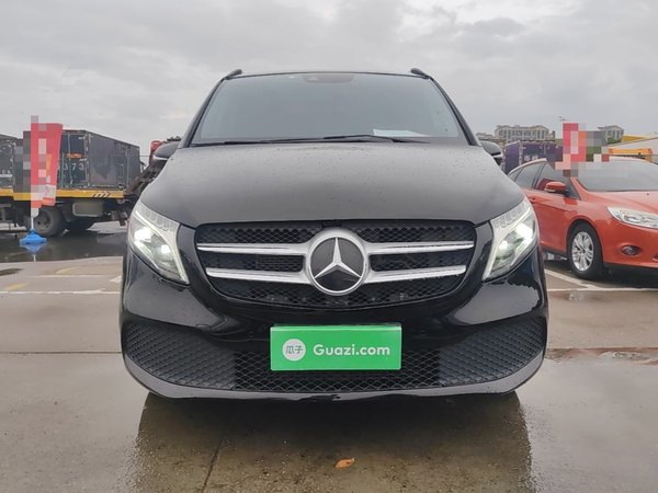Mercedes-Benz V-Class 2020, 149500 км, за 28797 USD