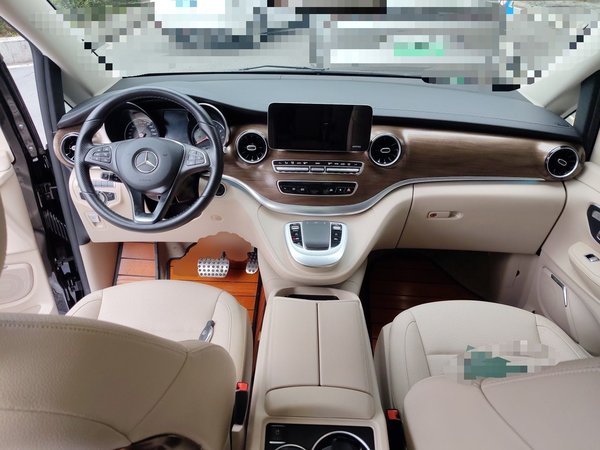 Mercedes-Benz V-Class 2021, 103800 км, за 32198 USD - фото 10