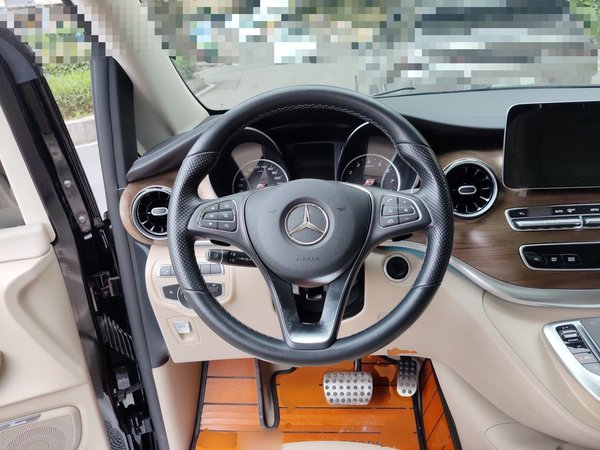 Mercedes-Benz V-Class 2021, 103800 км, за 32198 USD - фото 11