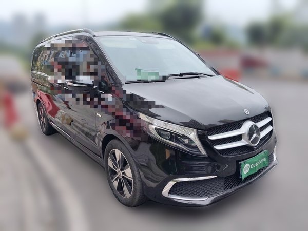 Mercedes-Benz V-Class 2021, 103800 км, за 32198 USD