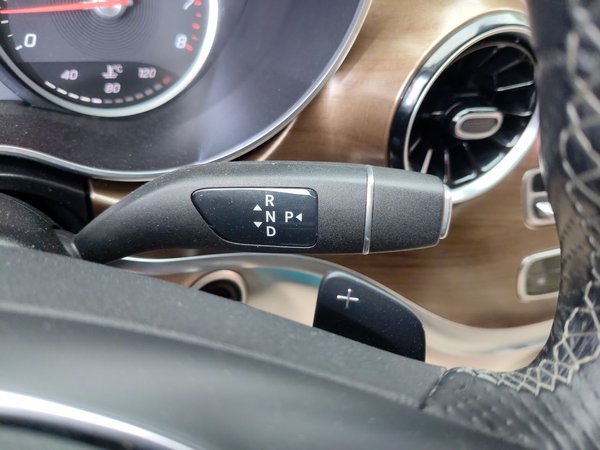 Mercedes-Benz V-Class 2021, 103800 км, за 32198 USD - фото 15