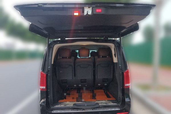 Mercedes-Benz V-Class 2021, 132000 км, за 38099 USD - фото 20