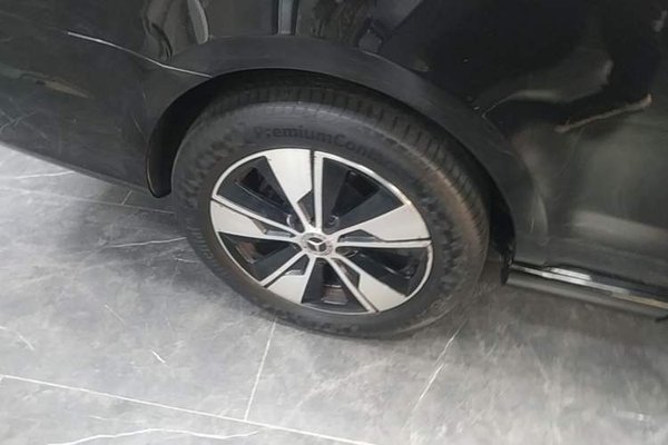 Mercedes-Benz V-Class 2021, 72100 км, за 38068 USD - фото 11