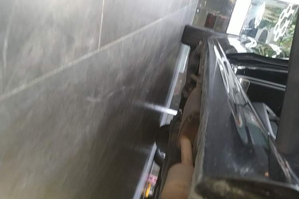 Mercedes-Benz V-Class 2021, 72100 км, за 38068 USD - фото 26