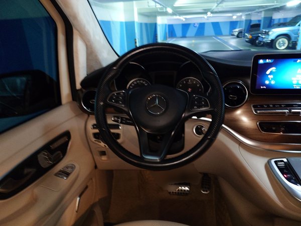 Mercedes-Benz V-Class 2021, 85600 км, за 36255 USD - фото 20