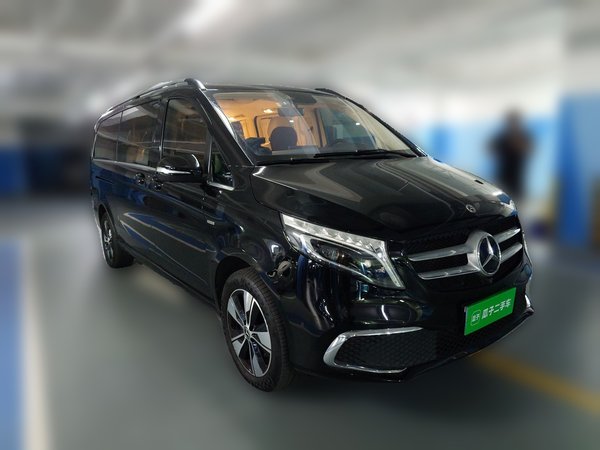 Mercedes-Benz V-Class 2021, 85600 км, за 36255 USD
